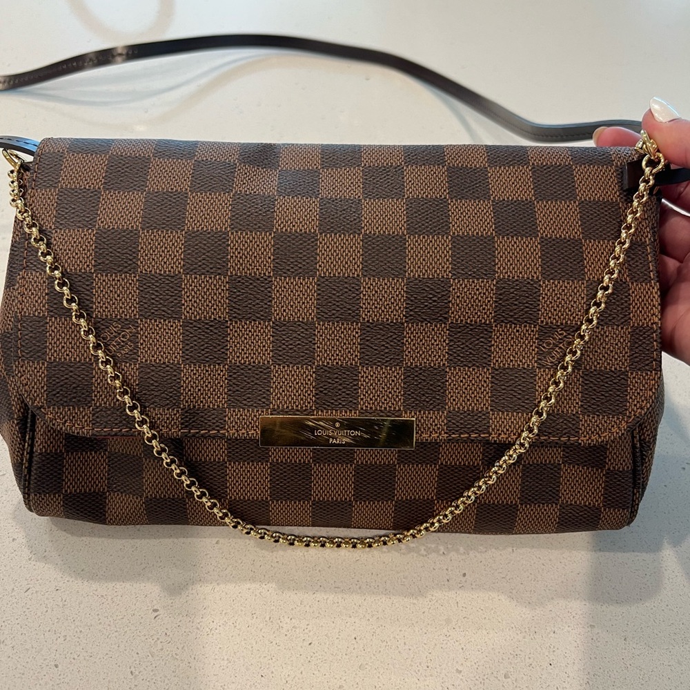 AUTHENTIC Louis Vuitton Favorite MM